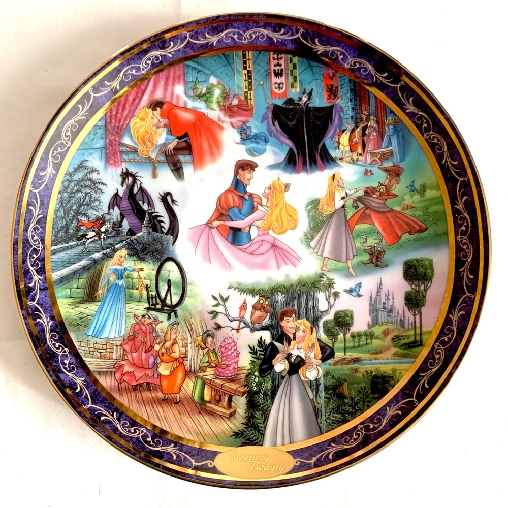 Disney Sleeping Beauty “Aurora Ever After” Bradford Exchange Display Plate - Picture 2 of 9